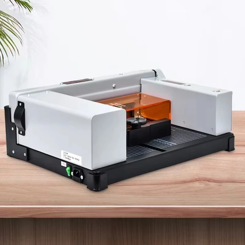 Commercial Printing Factory - 業務用カッターは、印刷工場や製本工場に最適です。
